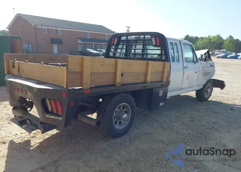 1991 Ford F250 from USA, damaged, VIN 1FTHX25M0MKA92405